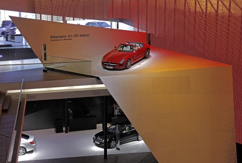 奔驰汽车展厅设计案例